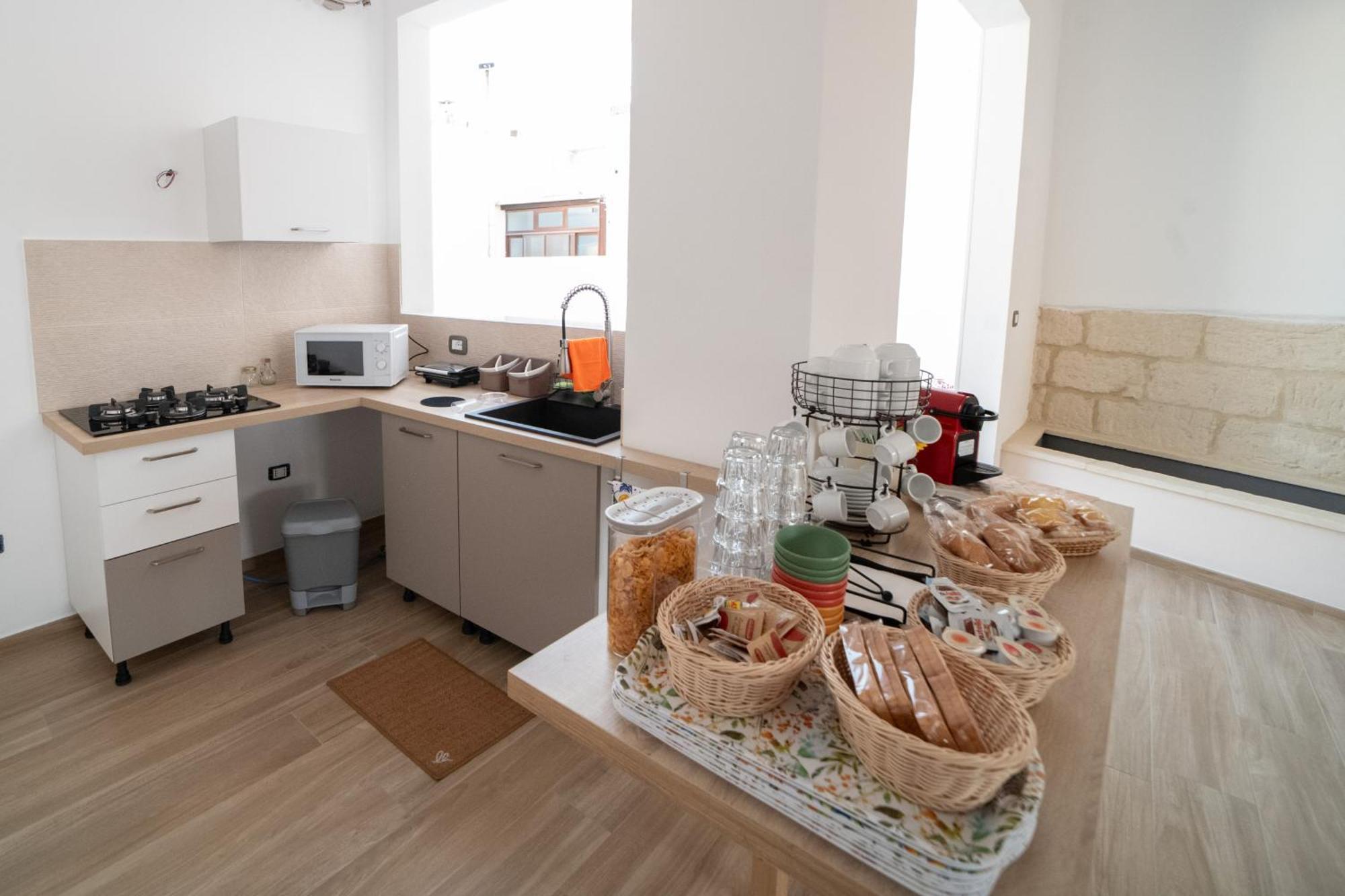 Pietra Bianca Bed & Breakfast Cutrofiano Exterior photo