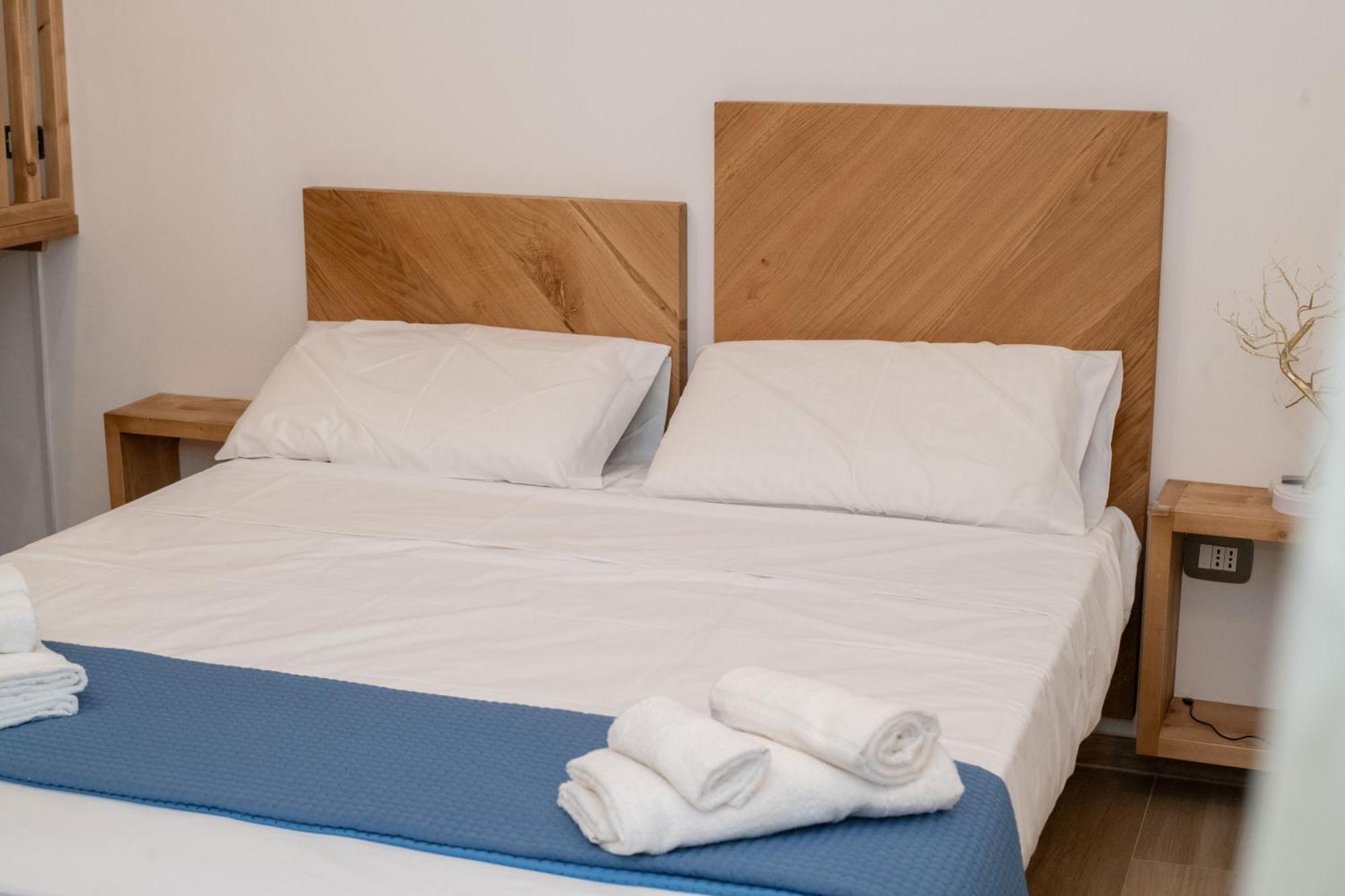 Pietra Bianca Bed & Breakfast Cutrofiano Exterior photo