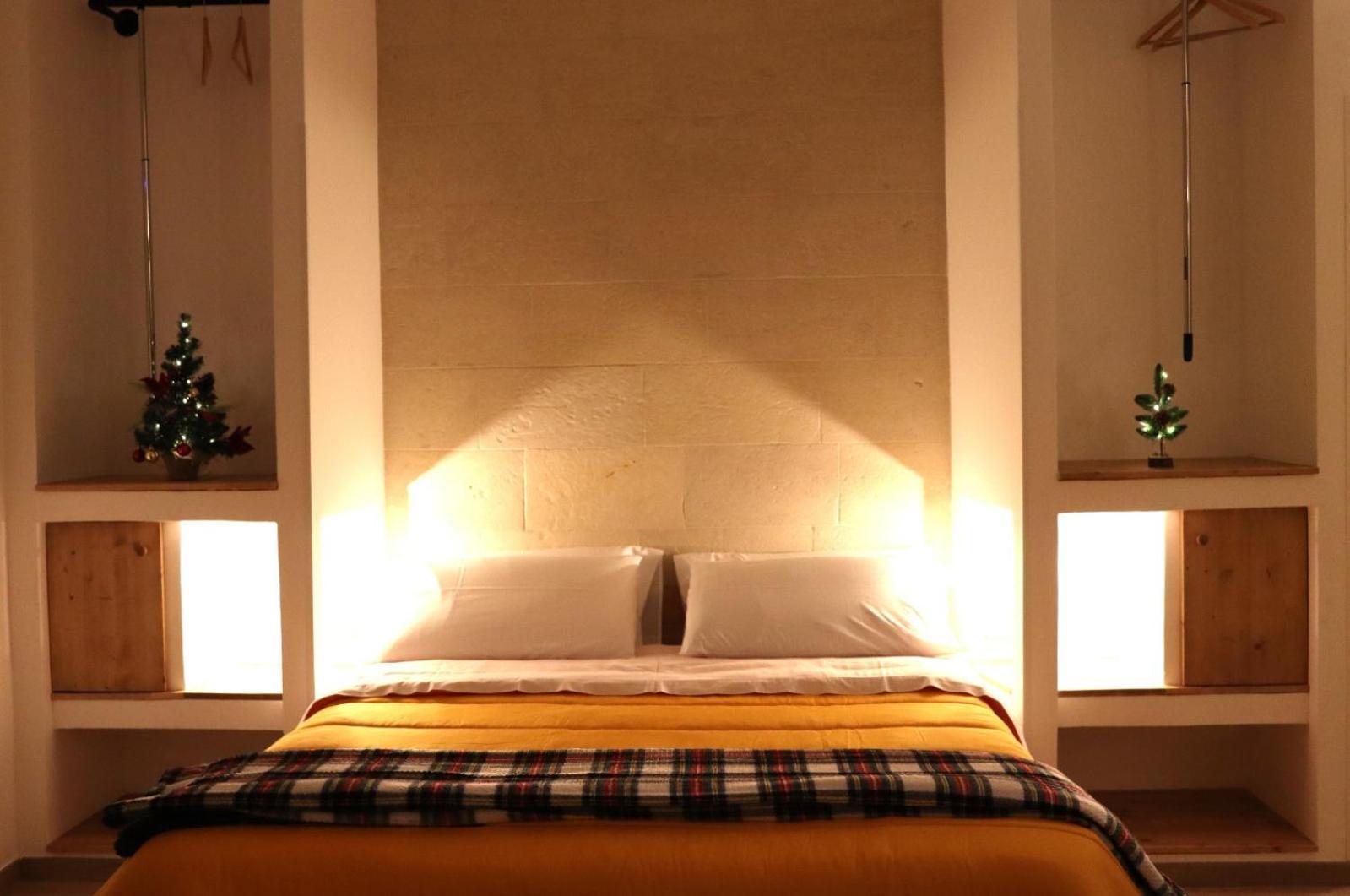 Pietra Bianca Bed & Breakfast Cutrofiano Exterior photo